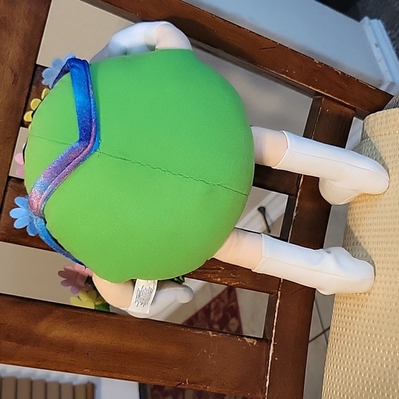 M&M Rare Green 13" tall Hippie ~ Flower Child - Picture 4 of 6